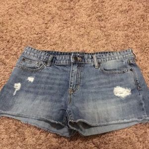 Distressed Gap shorts